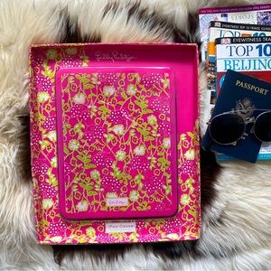 LILLY PULITZER New in Box Pink Green Floral Print “Bloomers” Gen 1 IPad Case